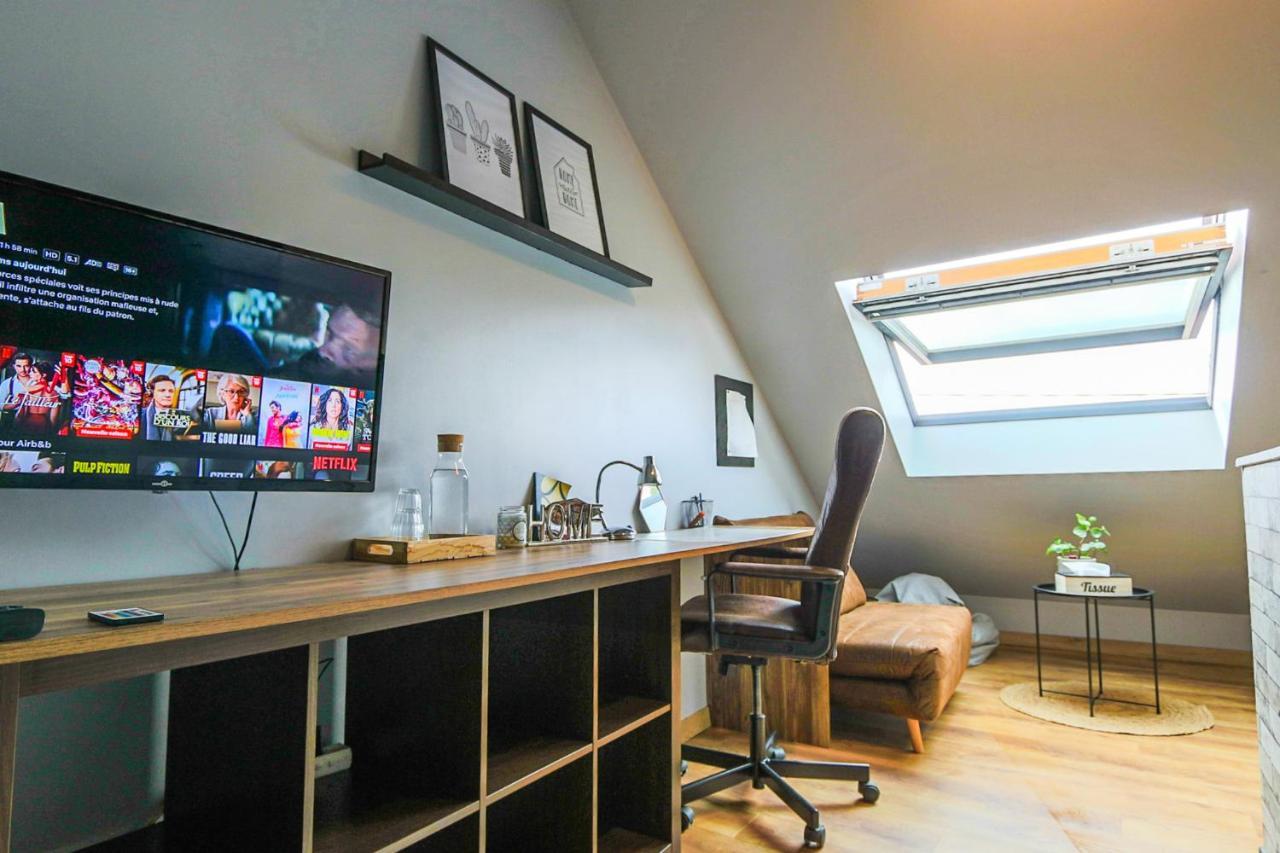 Chambre indépendante en duplex avec coin cuisine Breux-Jouy Exterior foto