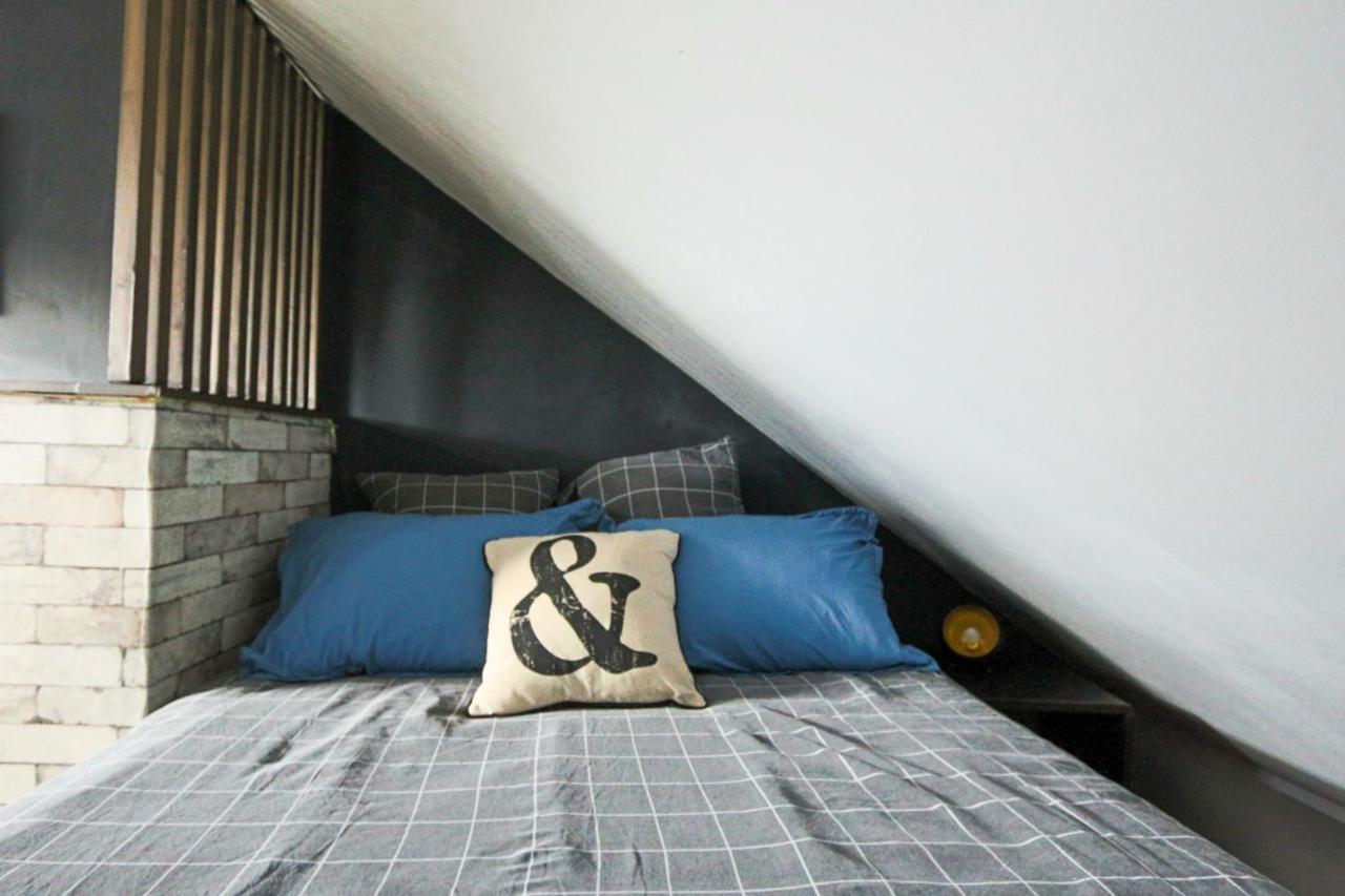 Chambre indépendante en duplex avec coin cuisine Breux-Jouy Exterior foto