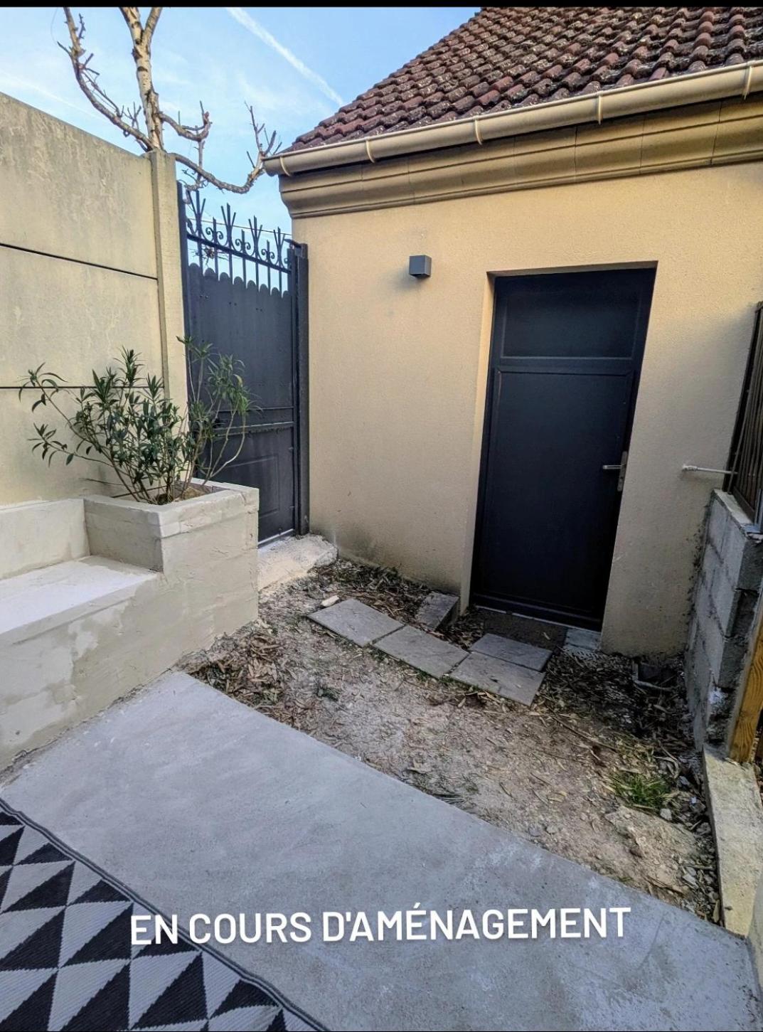 Chambre indépendante en duplex avec coin cuisine Breux-Jouy Exterior foto